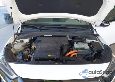 2017 Hyundai Ioniq Hybrid Limited from USA, damaged, VIN KMHC85LC4HU020910